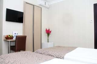 Отель Rustaveli Palace Тбилиси Стандартный двухместный номер с 1 кроватью или 2 отдельными кроватями-25