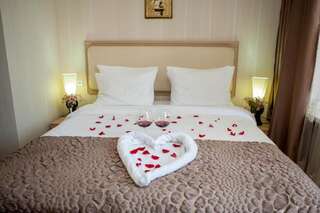 Отель Rustaveli Palace Тбилиси Стандартный двухместный номер с 1 кроватью или 2 отдельными кроватями-27