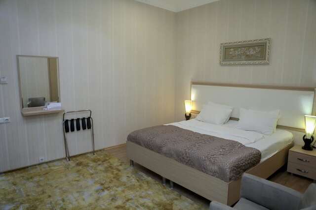 Отель Rustaveli Palace Тбилиси-17